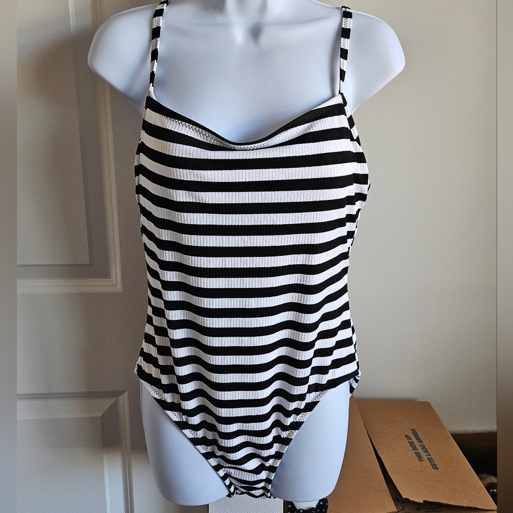 Kona Sol Size L (12-14) Black and White Striped One Piece Swimsuit, New W/ Tags